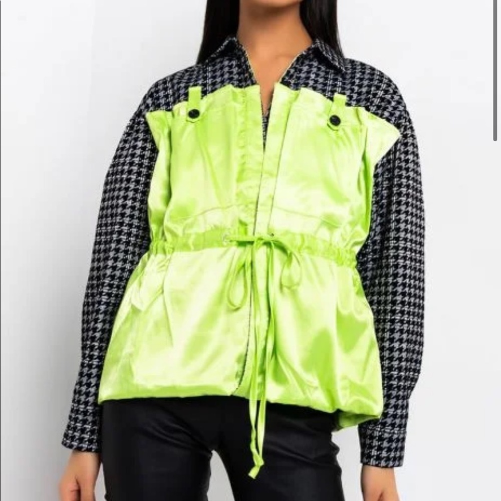 Akira Houndstooth Jacket Size Small